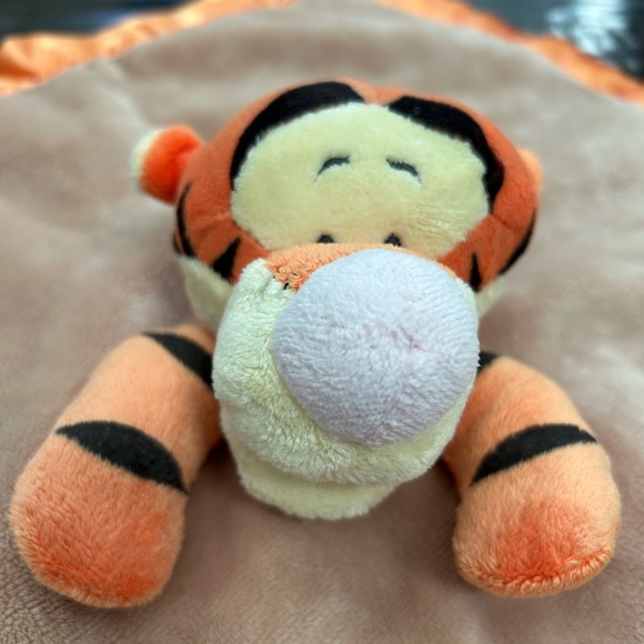 Disney Baby Tigger Plush Security Blanket Lovey Orange 14” Square - Picture 9 of 15